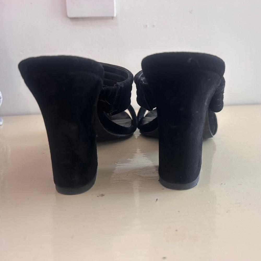 Bleecker & Bond Black Women's Heels - Picture 3 of 4